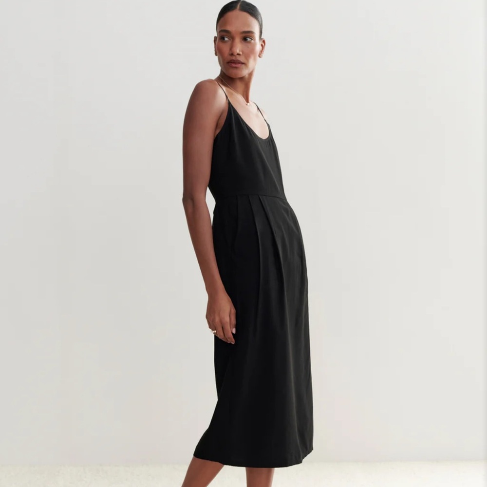 Beautiful new Jenni Kayne black Rove dress